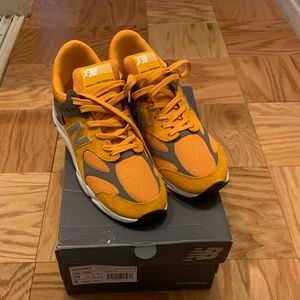 New Balance X90 Men’s size 13 brand new.